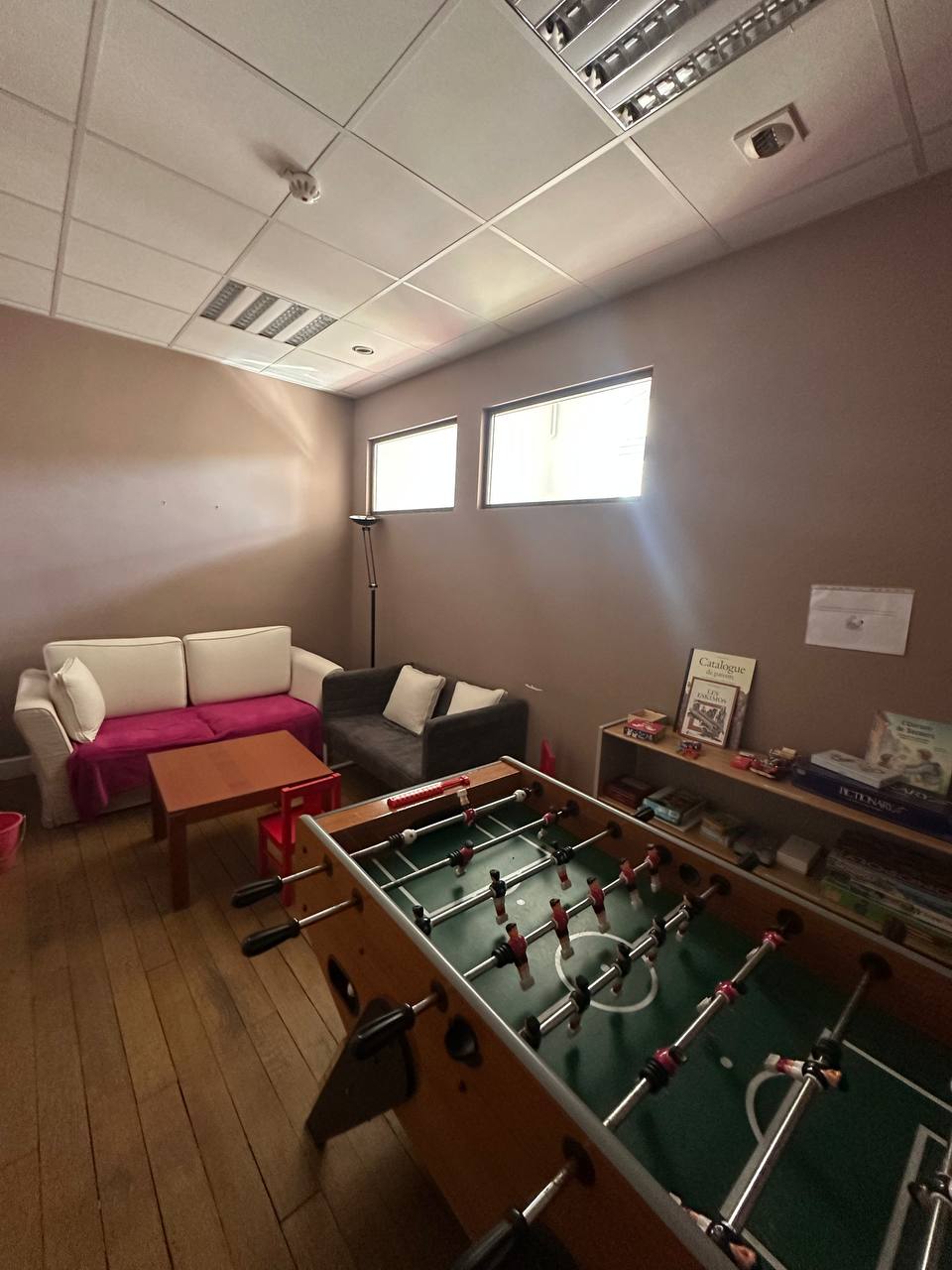 Salle d'accueil 2 — espace de rencontre à Fontainebleau
